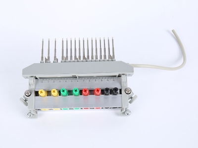 HH2018A三相鋁合金背出線(xiàn)直接式表座帶輔助端子（8滑塊,165孔距，M8螺桿）