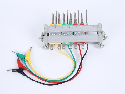 HH2018B三相鋁合金下出線(xiàn)表座帶電壓端子（6滑塊,165孔距，M8螺桿）
